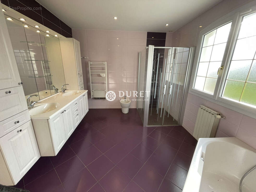 Maison à LE GIROUARD