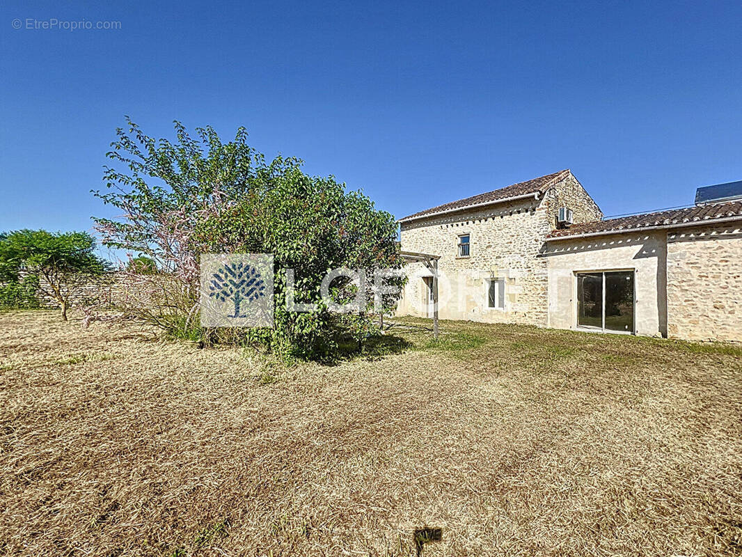 Maison à MONCONTOUR