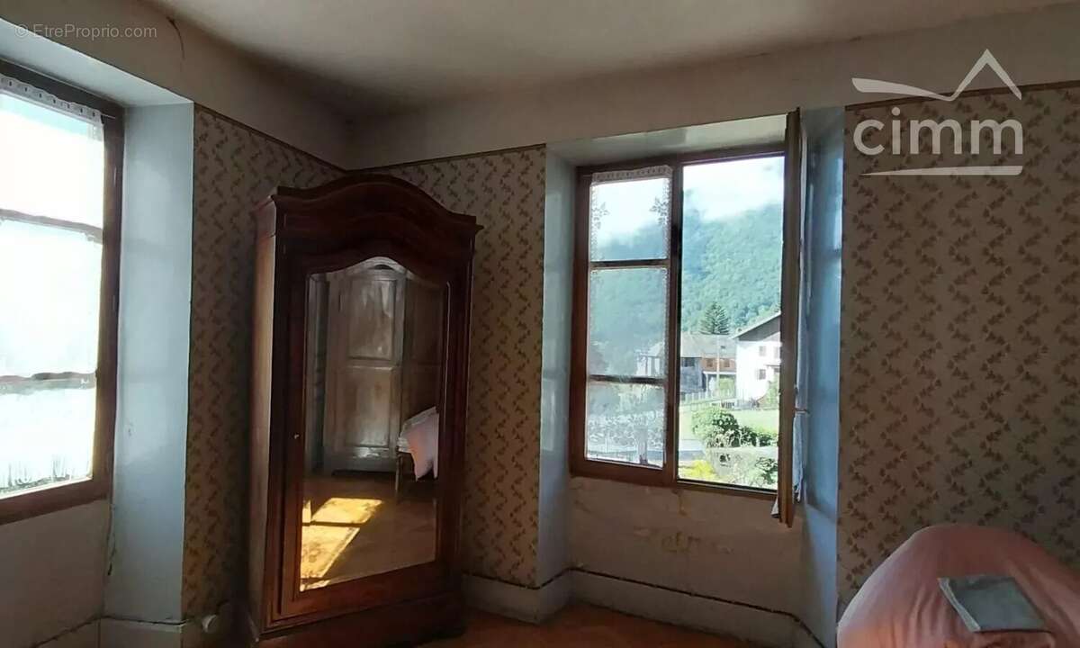 Maison à SAINT-REMY-DE-MAURIENNE