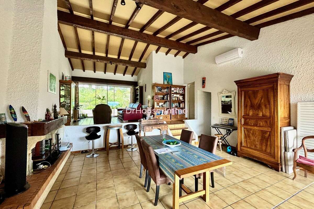 Maison à LEZIGNAN-CORBIERES