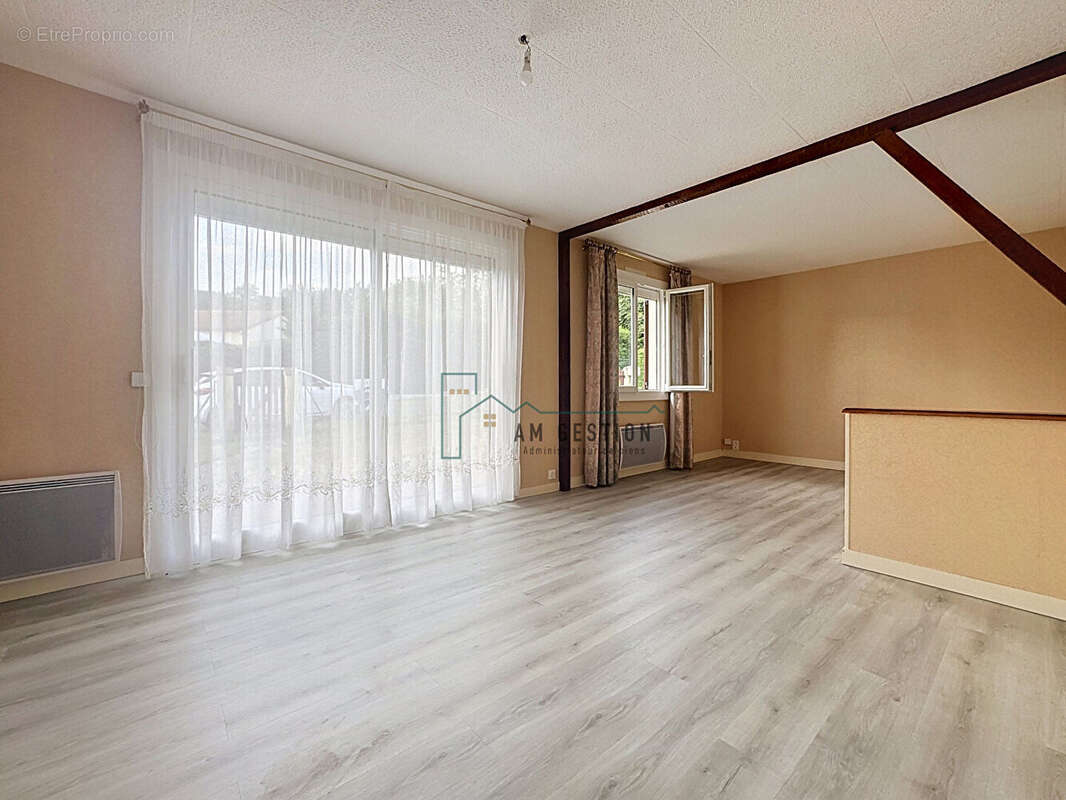 Maison Cussac 4 pièce(s) 80 m2 - photo 6