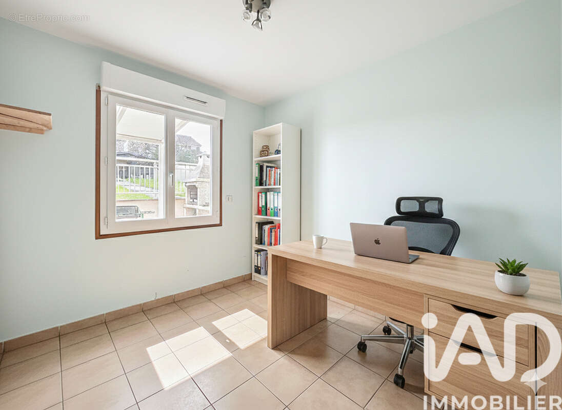 Photo 7 - Maison à LINAS