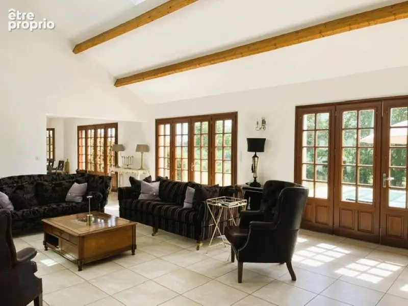 Villa  3 chambres sur un grand parc avec vue, endroit calme - photo 4