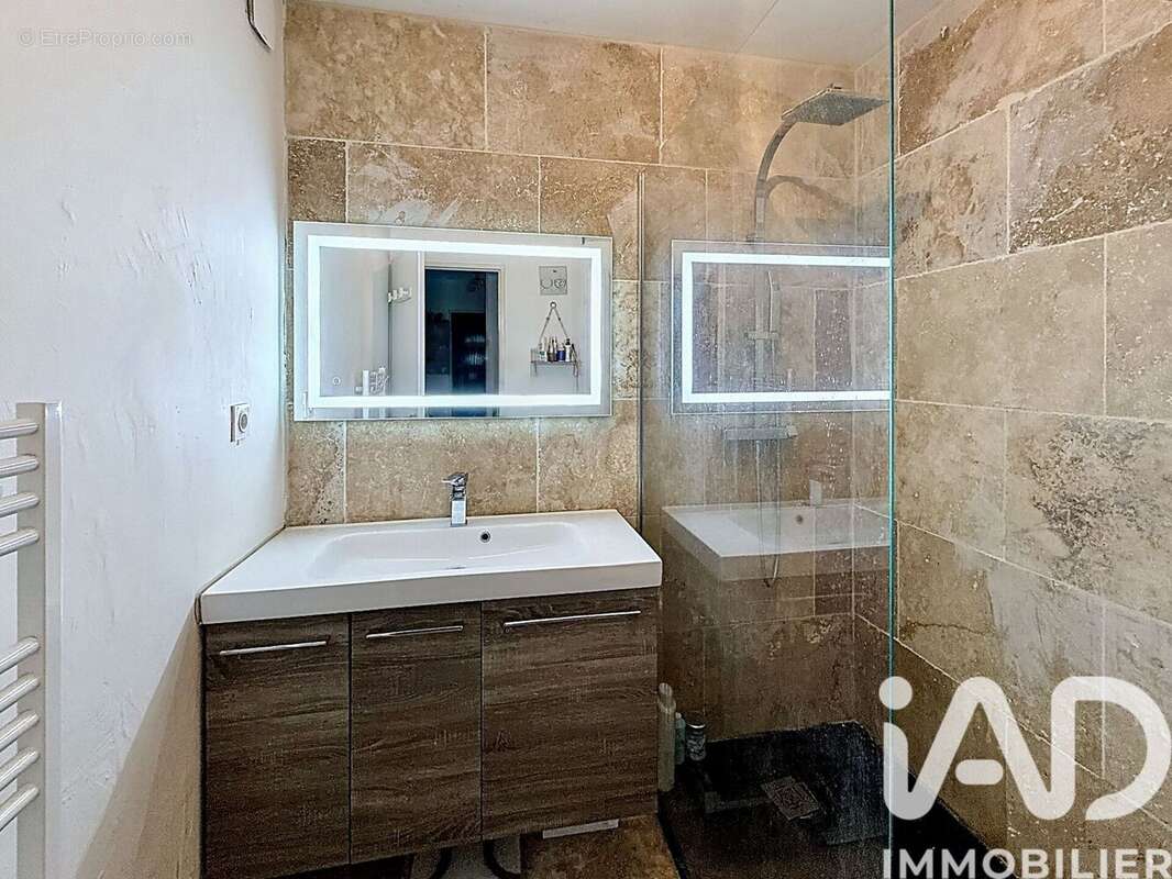 Photo 9 - Appartement à LE BEAUSSET