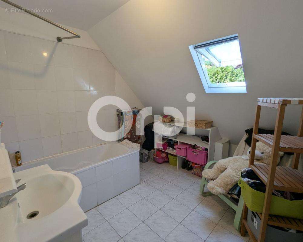 Maison 139 m², 5 chambres, et son jardin de 909 m², a vendre cuise la motte (60350) - - photo 11