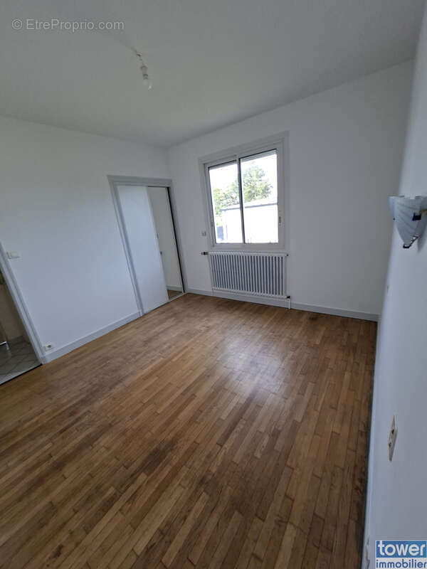 Maison familiale de 110 m2 avec grand séjour lumineux et sous-sol complet - photo 5