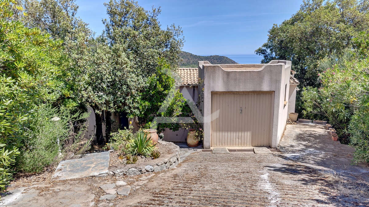 Maison à PORTO-VECCHIO
