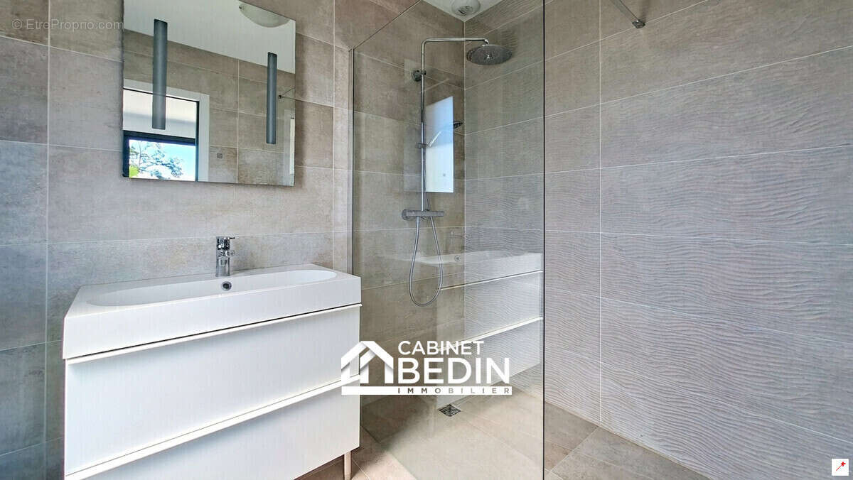 Maison 117 m² à Pessac  - photo 6