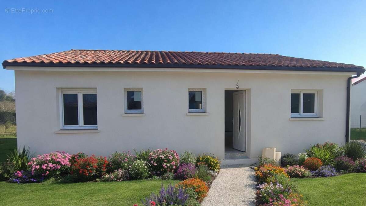 Maison à MOULIN-NEUF