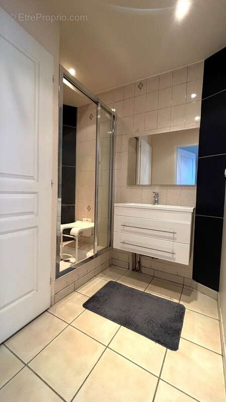 Appartement à MAISONS-ALFORT