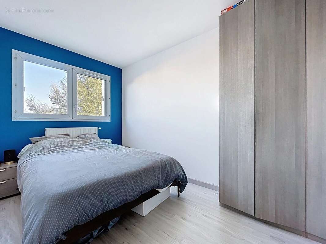 Appartement à ELANCOURT