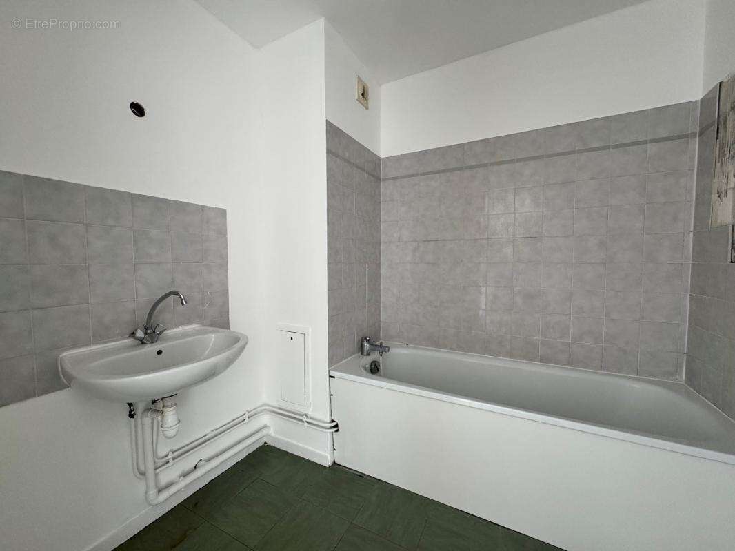 Appartement t4 - photo 12