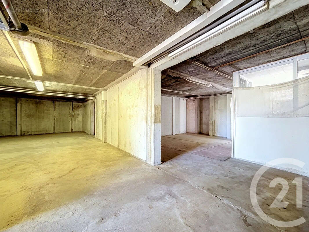 Maison 91 m² à Paron  - photo 8