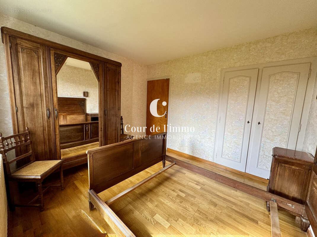 Maison à CRANVES-SALES