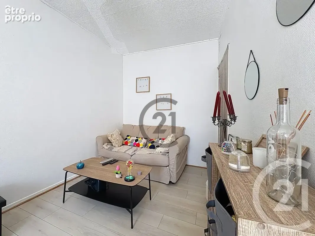 Appartement 2 pièces 51 m² à vendre à Brie-Comte-Robert (77170) - photo 2