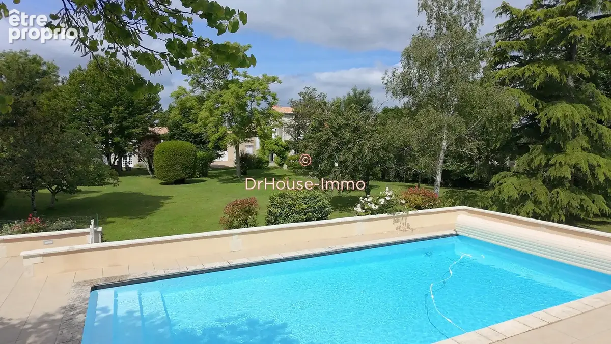 Maison 250 m² à Riberac  - photo 12