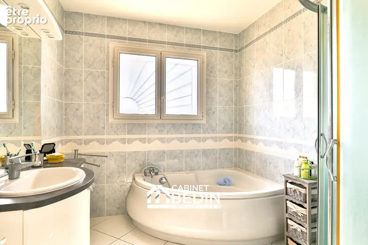 Maison 5 pièces 130 m² à vendre à Biscarrosse (40600) - photo 8