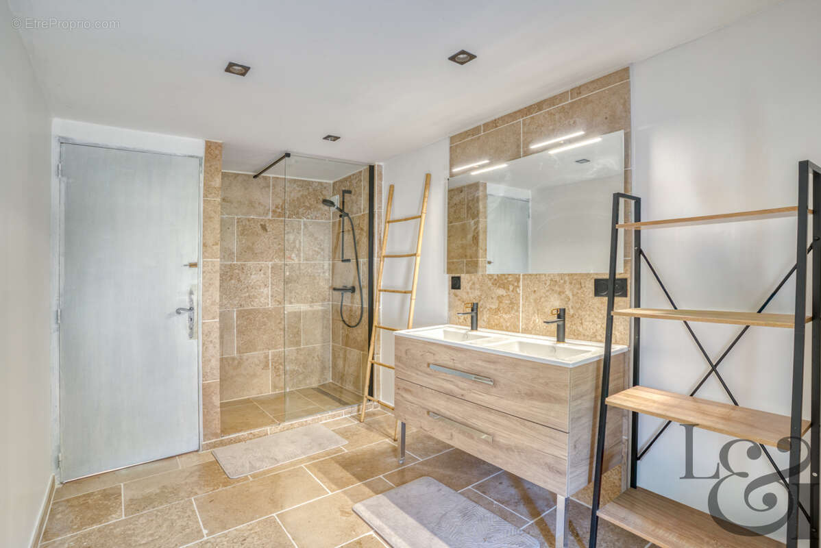 Maison en pierre à vendre à Dausse - photo 11