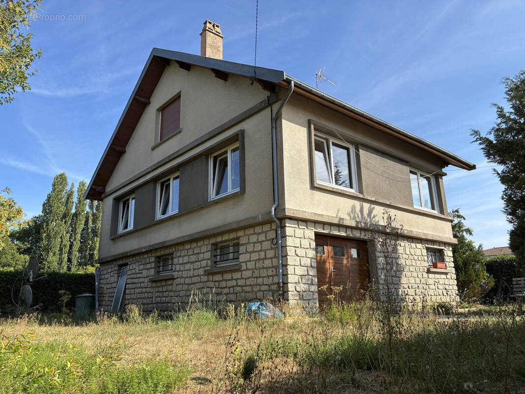 Maison à BISLEE
