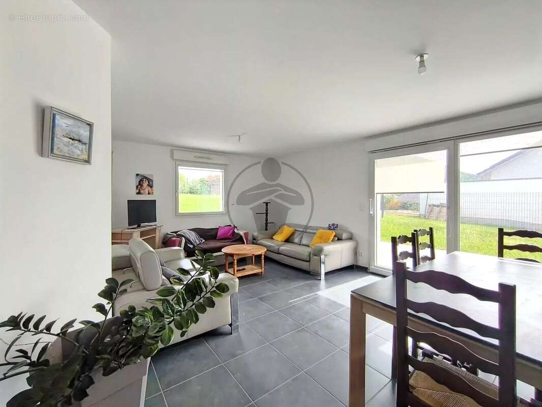 Maison à BAUME-LES-DAMES