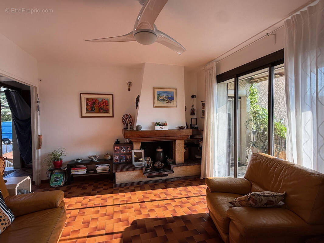 Appartement à OLLIOULES