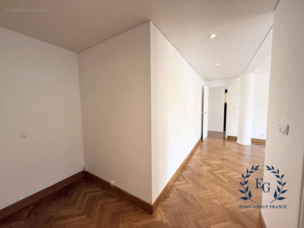 Appartement 89 m² à Marseille-6e  - photo 7