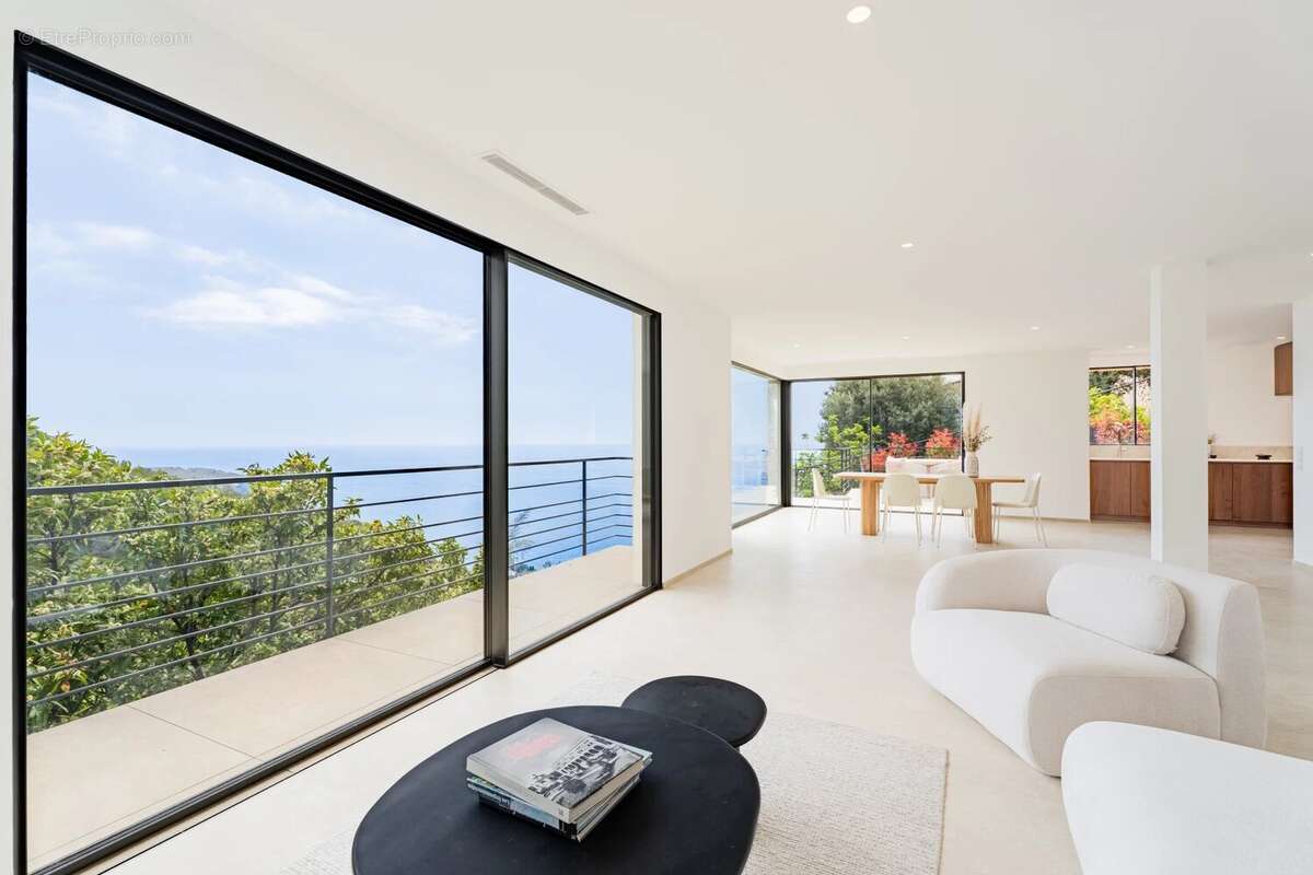 Maison à ROQUEBRUNE-CAP-MARTIN