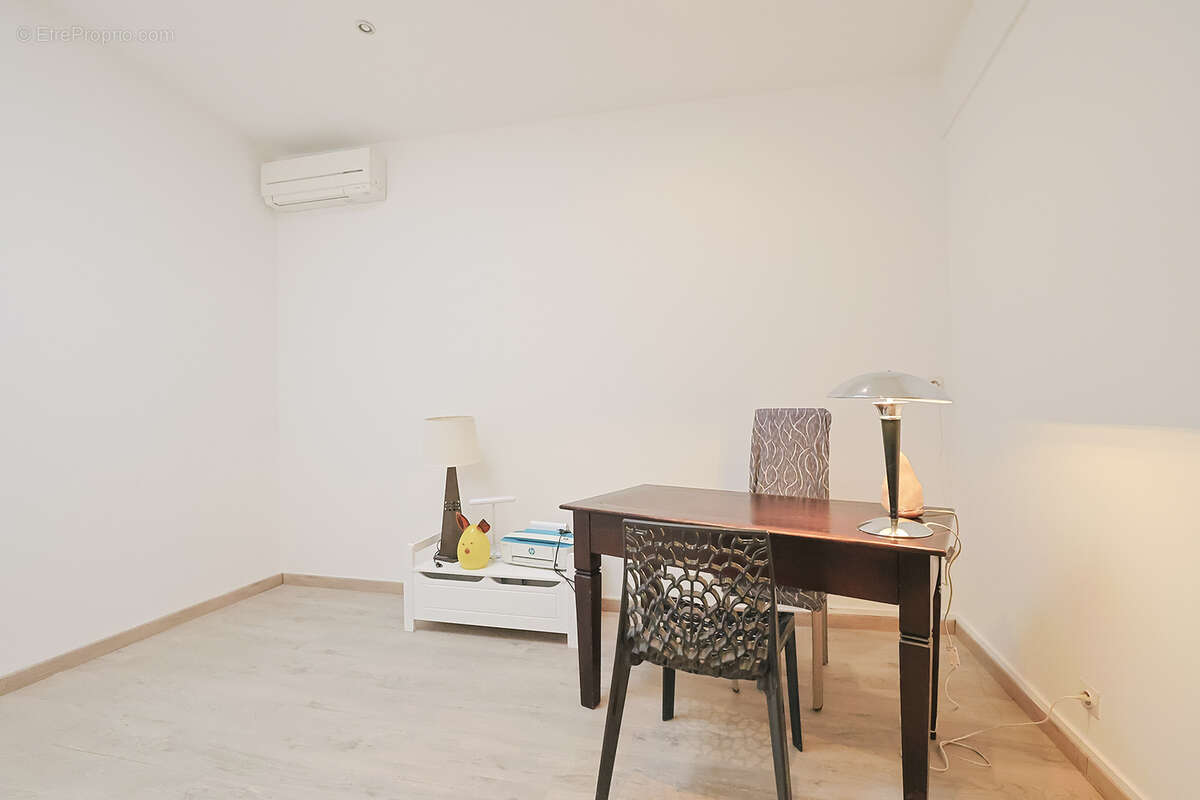 Appartement à HYERES