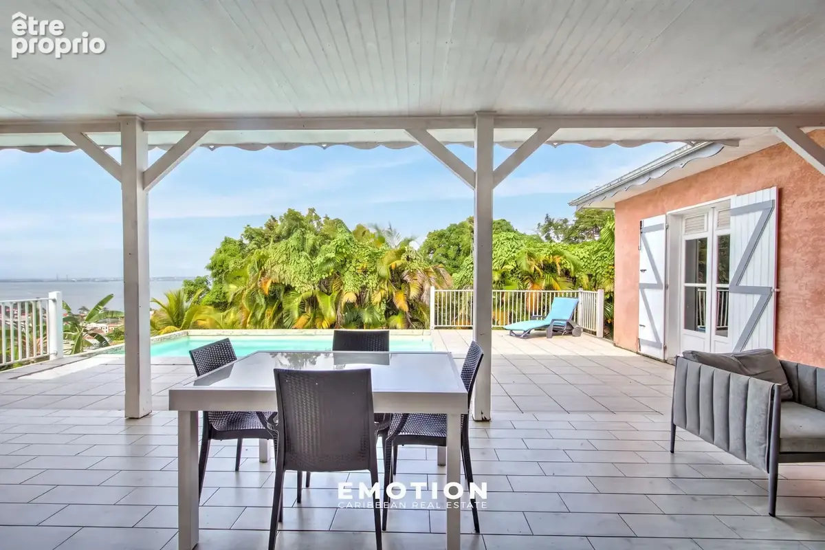 Villa T5 - 108 m2 + 33 m2 de terrasse couverte Petit-Bourg - photo 3