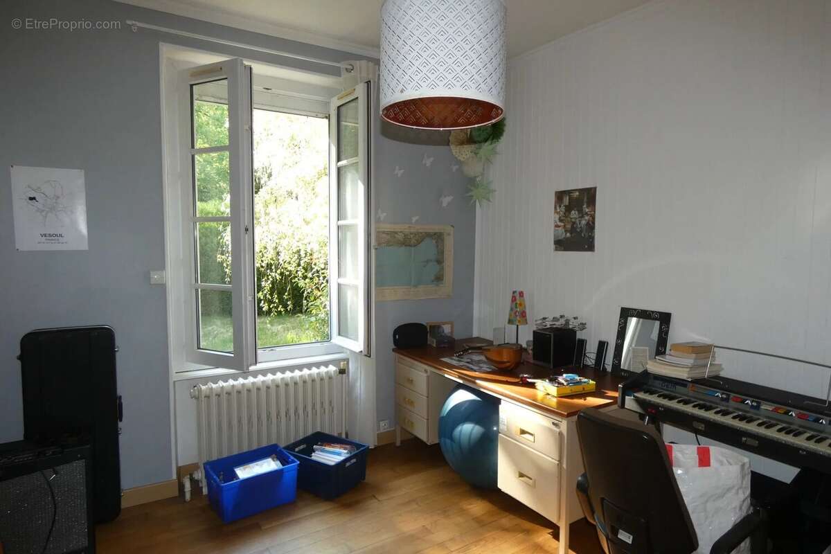 Maison à LE CREUSOT