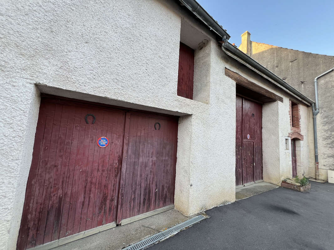 Maison à VIC-DES-PRES