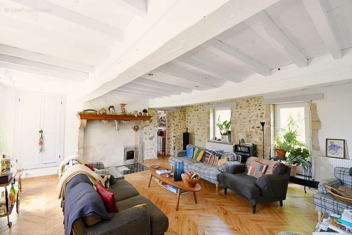 Maison à VILLAPOURCON