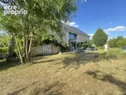 Maison à DURDAT-LAREQUILLE
