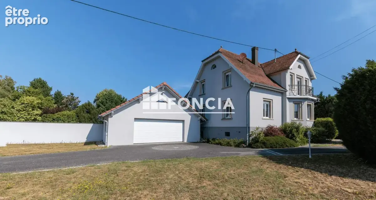Spacieuse maison familiale de 174 m² sur un terrain de 11 ares - photo 2