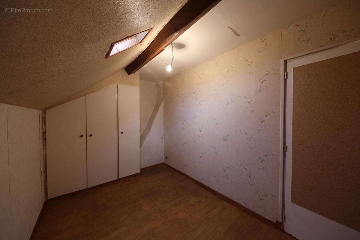 Maison à LA BUSSIERE