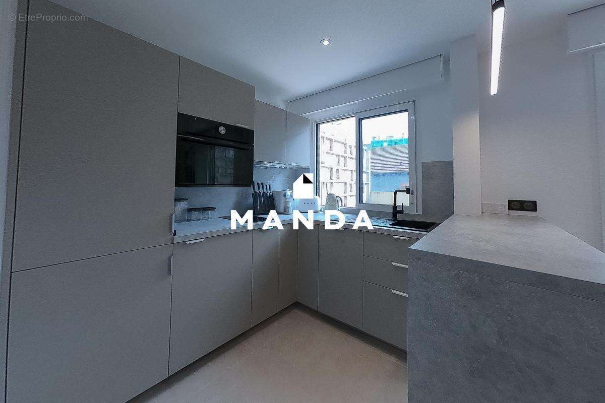 Appartement à NANTERRE
