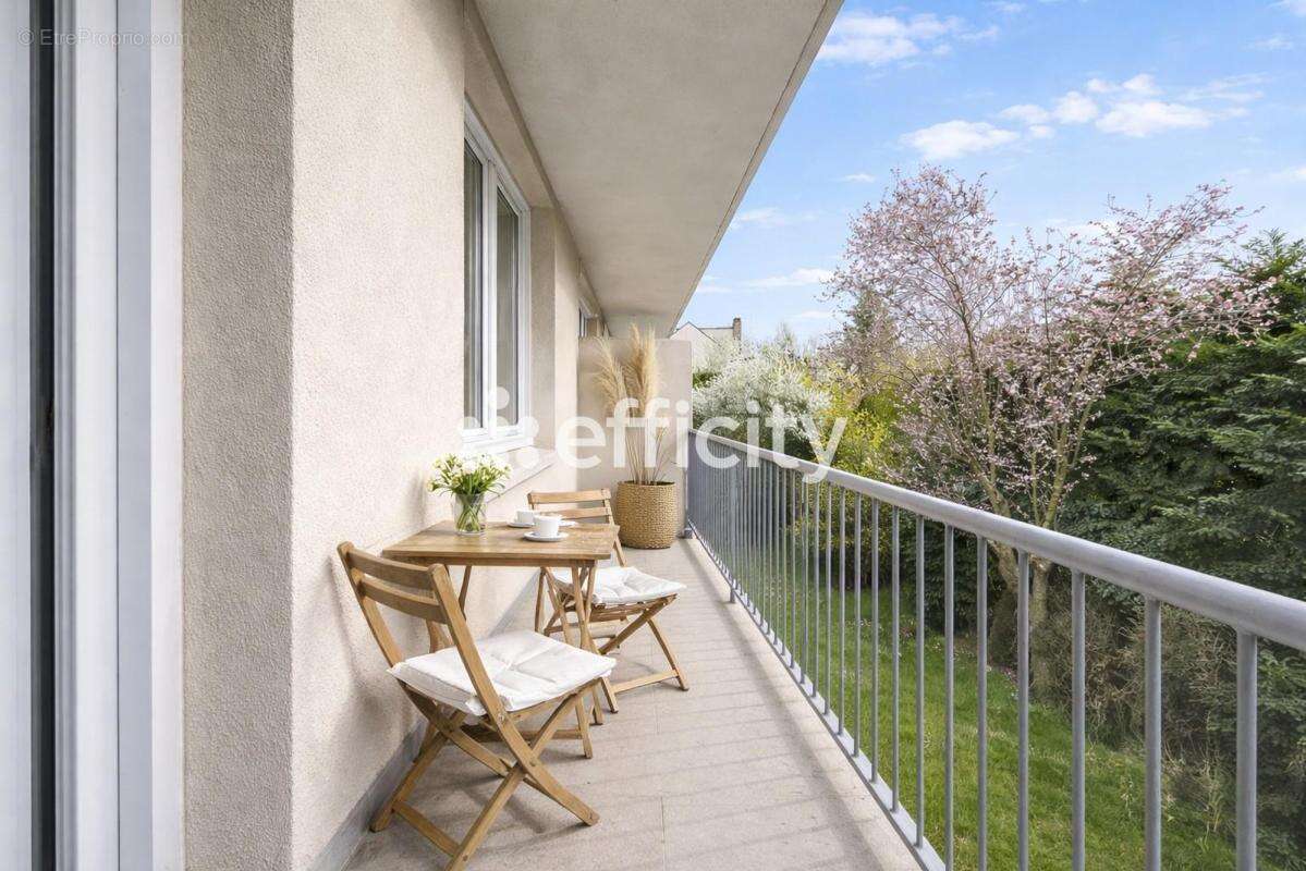 Appartement à LE RAINCY
