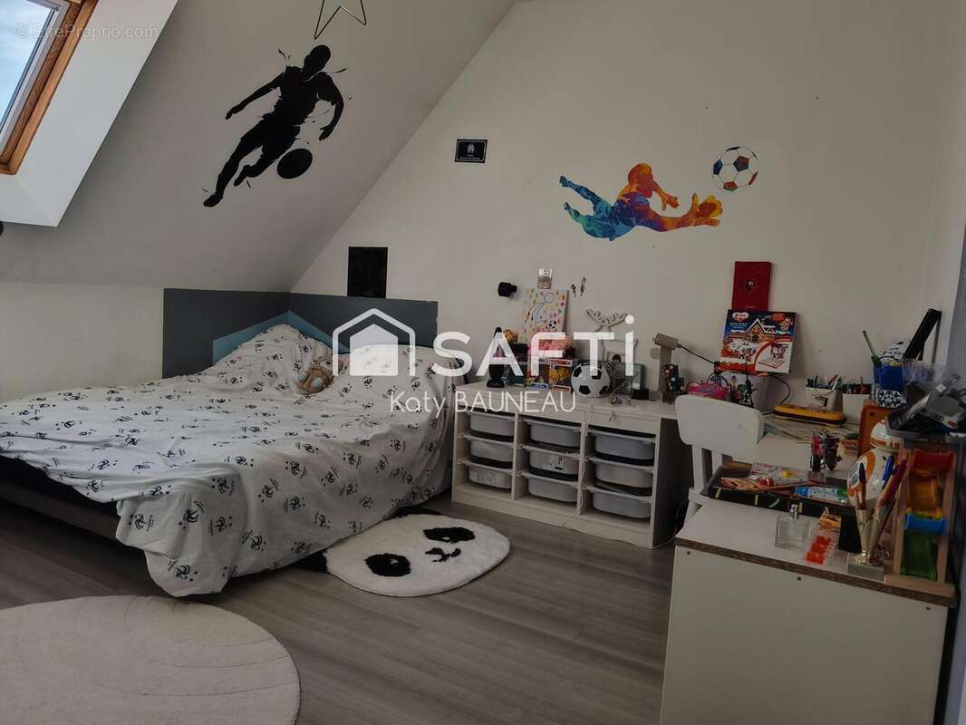 Photo 8 - Maison à BEAULIEU-SUR-LAYON