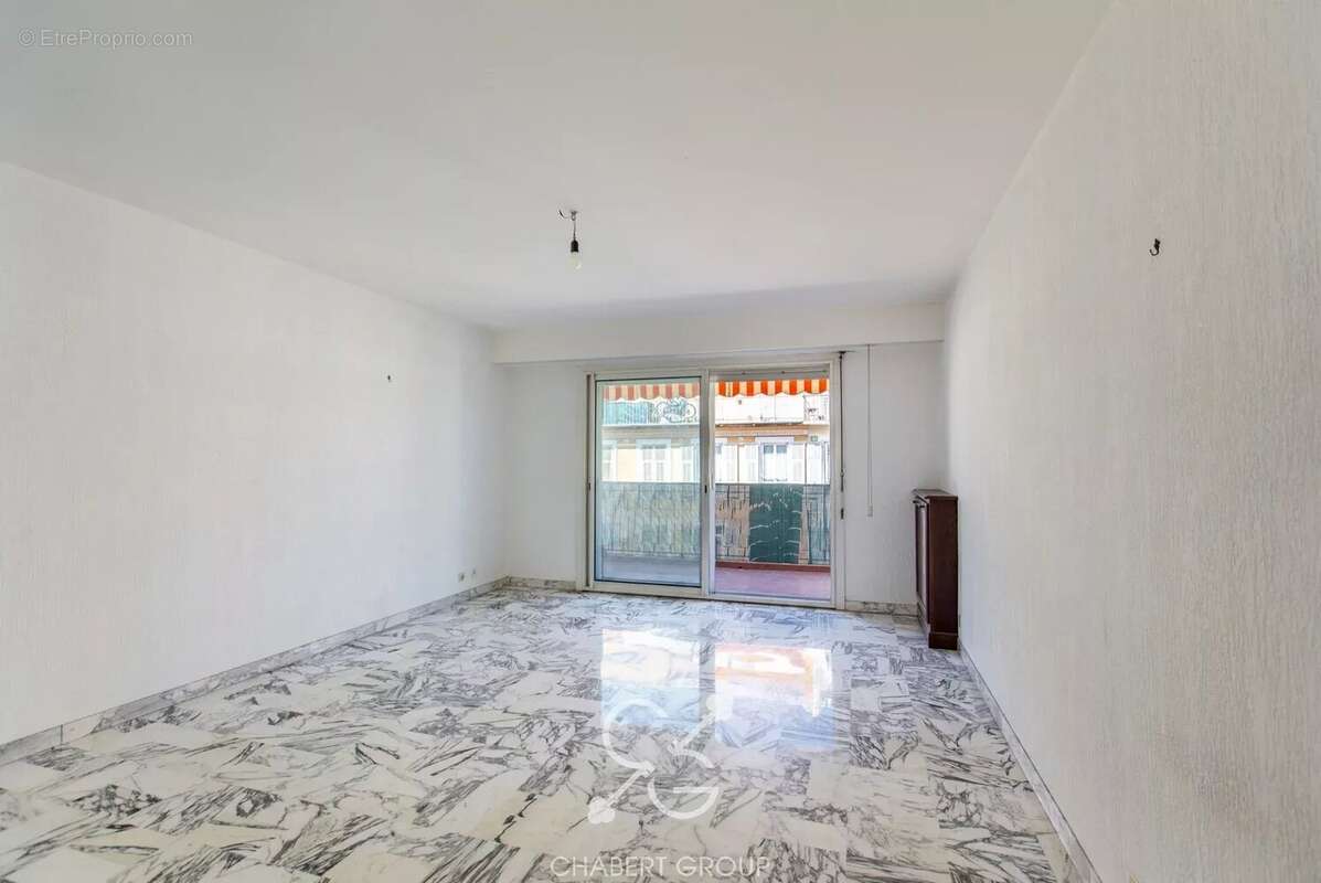 Nice - port lympia - appartement - 3 pièces - 83 m² - terrasse & balcon - stationnement - photo 2