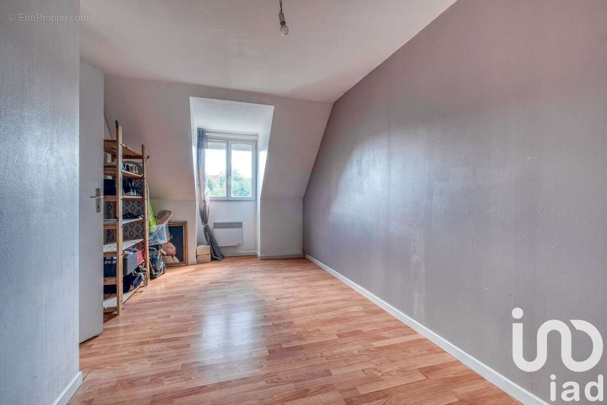 Photo 9 - Maison à LESCHES