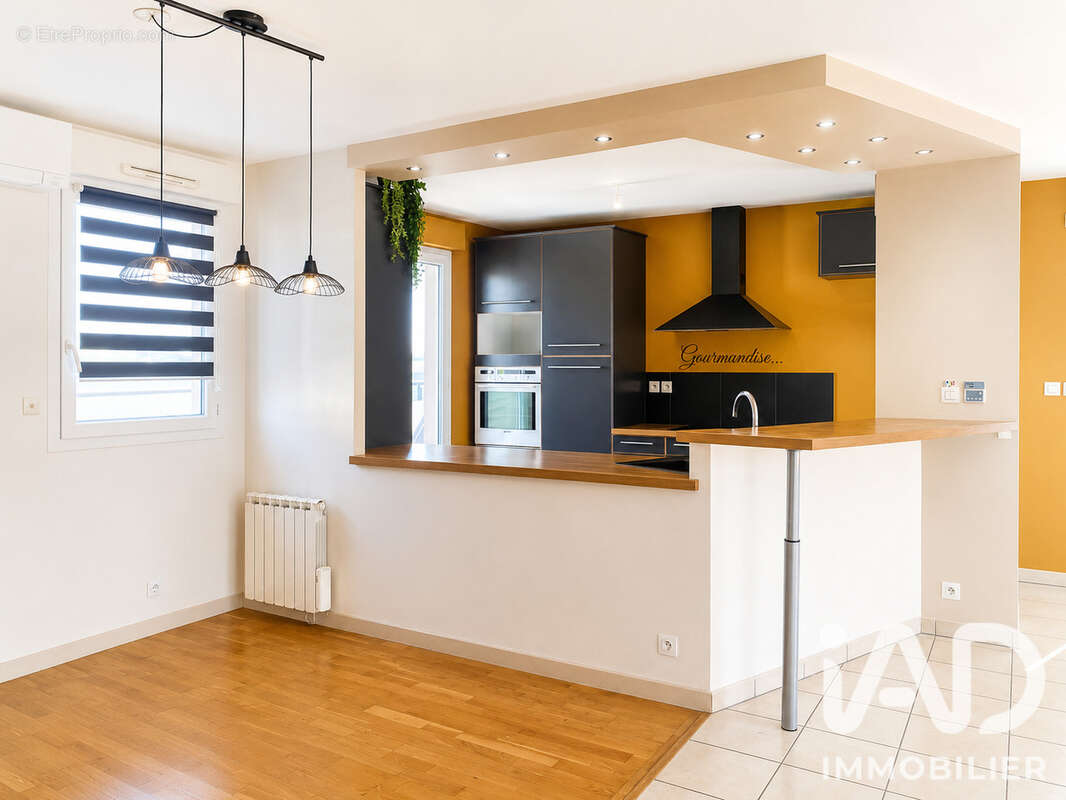 Photo 2 - Appartement à VENISSIEUX