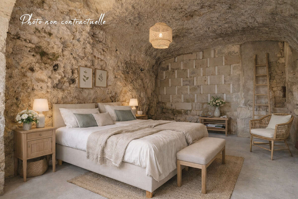 Maison à SAINT-ETIENNE-DE-CHIGNY