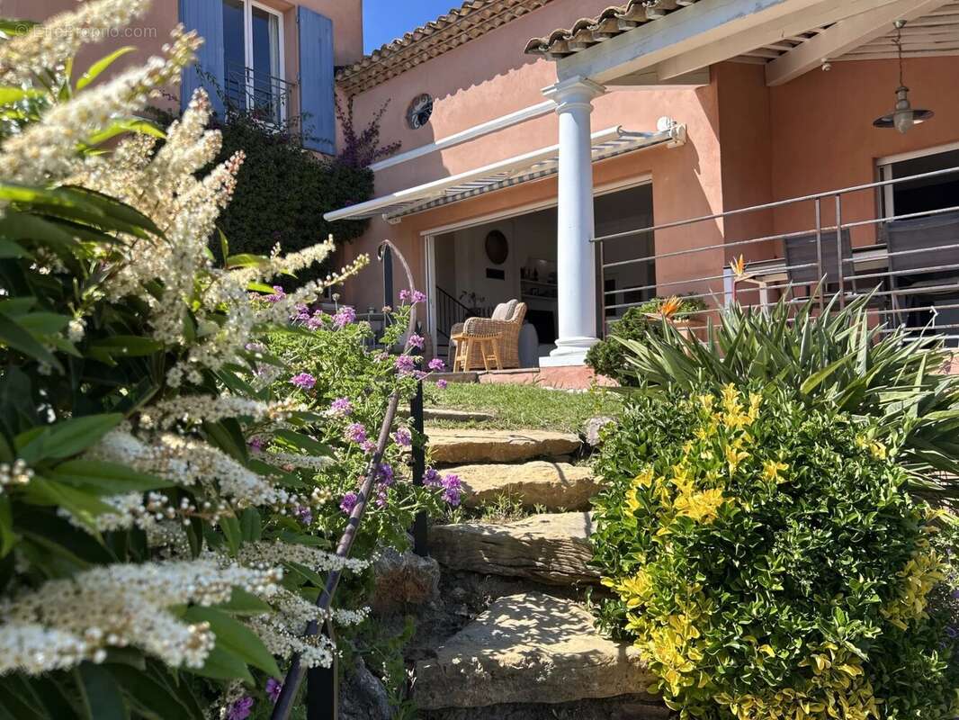 Maison à CAVALAIRE-SUR-MER