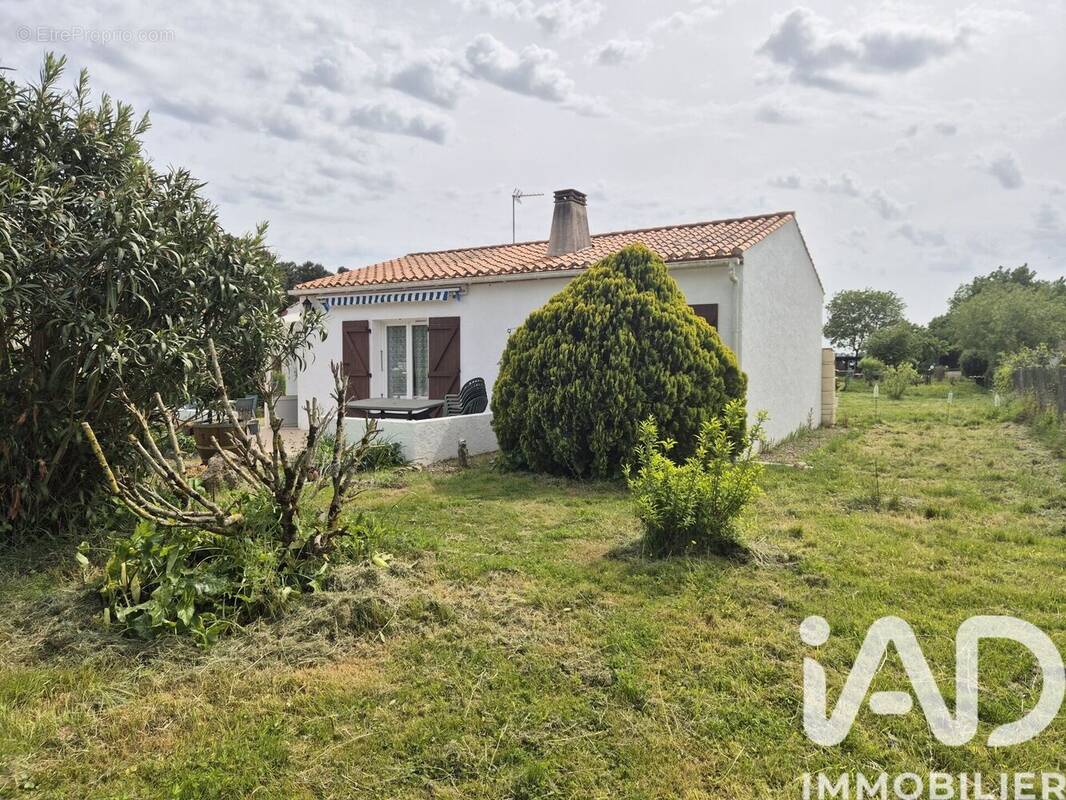 Photo 1 - Maison à SAINT-HILAIRE-LA-FORET