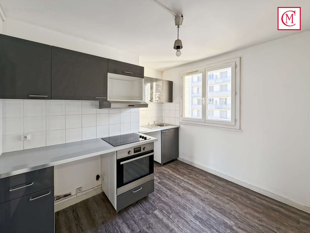 Appartement à MEYLAN