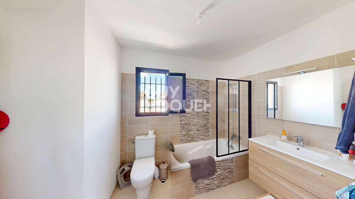 Maison de 2022 de 6 pièces de 123 m² à vendre à Laudun-l'Ardoise avec piscine et garage - photo 8