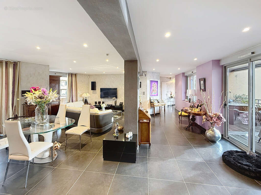 Appartement à SAINT-CHAMOND