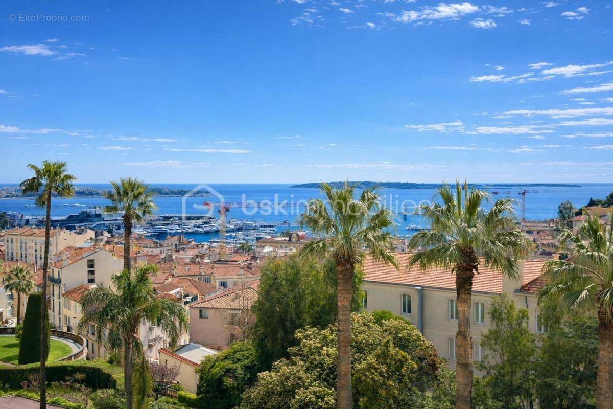 Appartement à CANNES