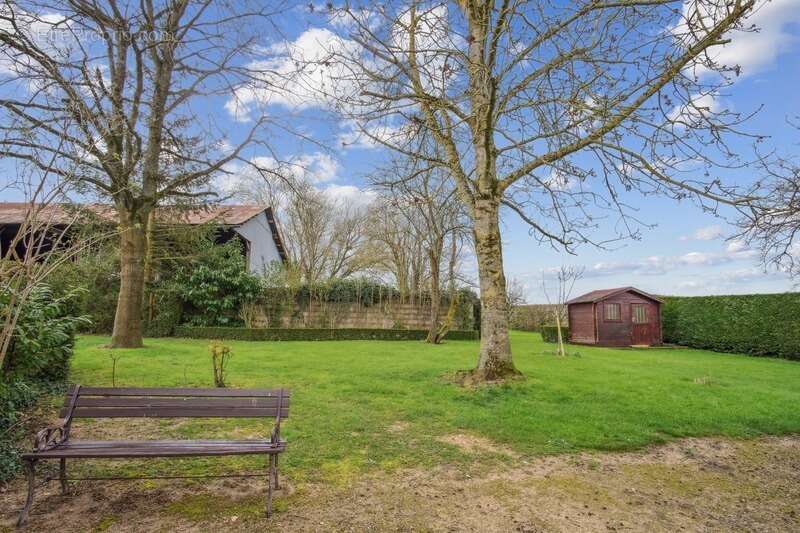 Maison à COULOMMIERS