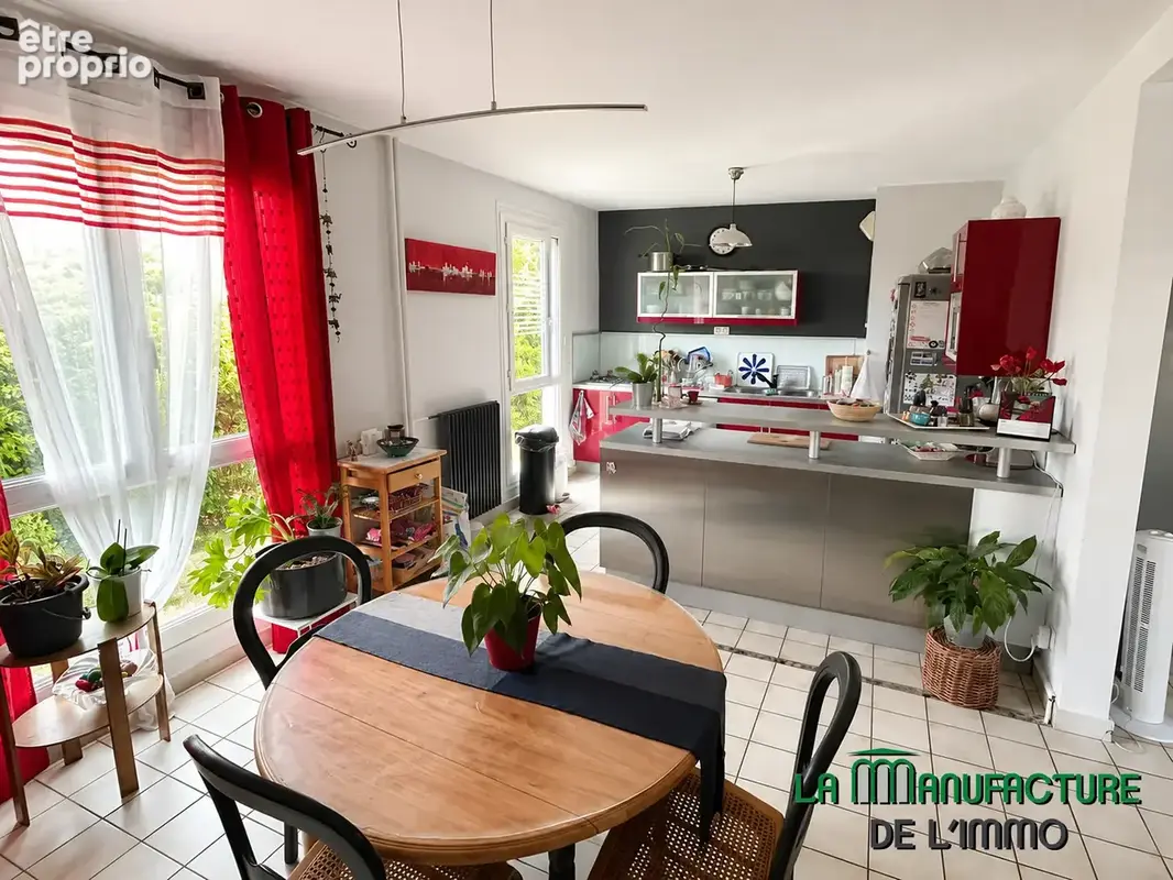 Appartement f4 avec balcon, place de parking et cave - photo 10